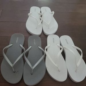 3 pairs of old navy sandals size 9 , 2 white and 1 gray
